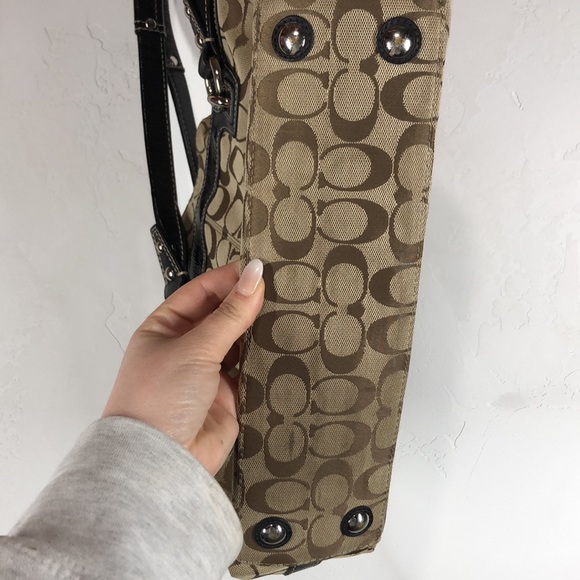 Coach brown monogram C handbag - Picture 6 of 11